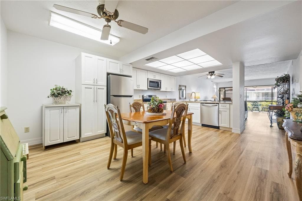 902 SW 48th TER # 103, CAPE CORAL FL 33914-3