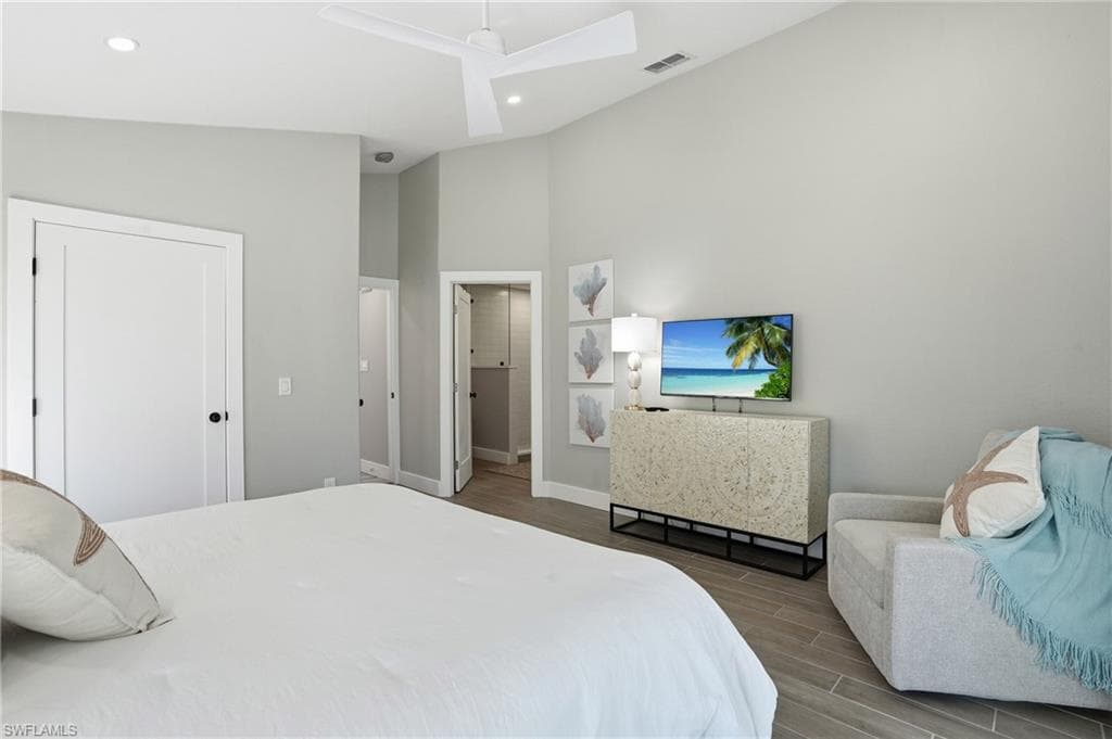 3321 Estero BLVD-15