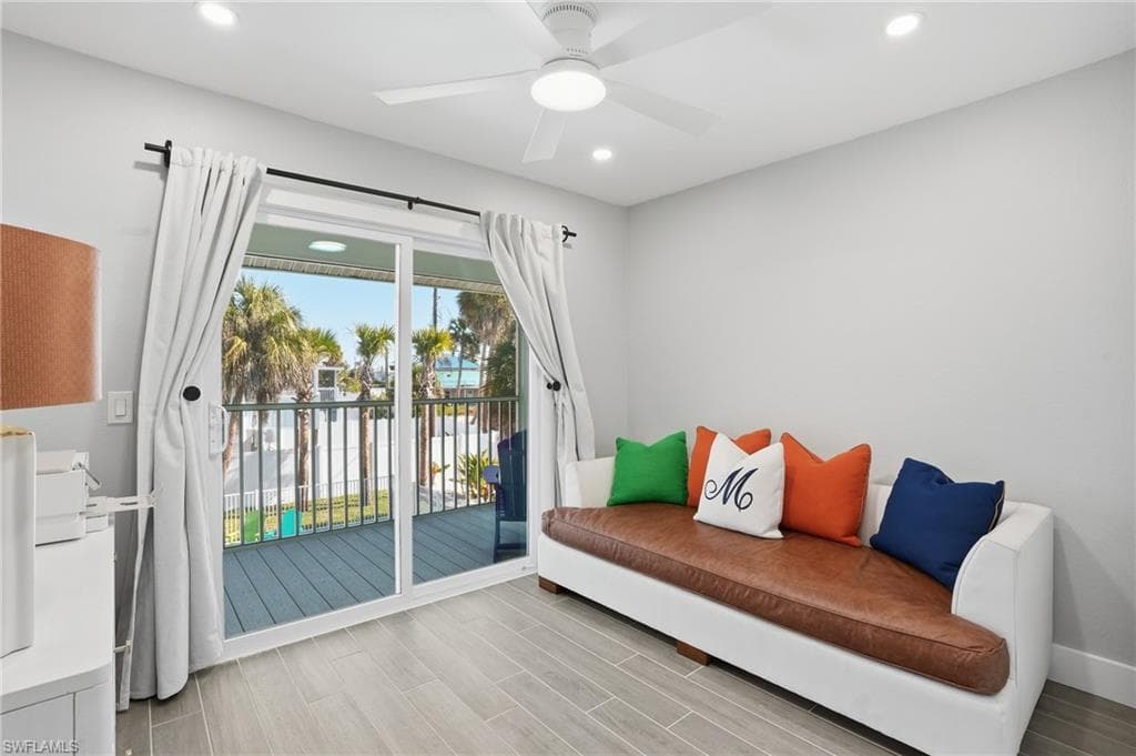 3321 Estero BLVD-21