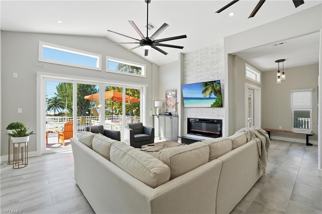3321 Estero BLVD-2
