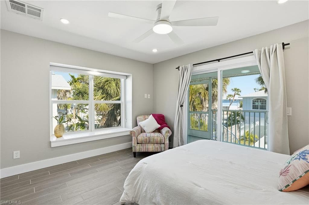 3321 Estero BLVD-23