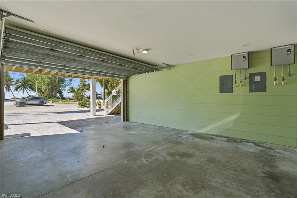 3321 Estero BLVD-44