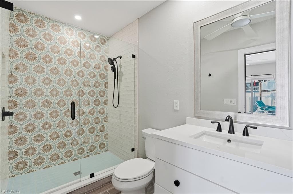 3321 Estero BLVD-36