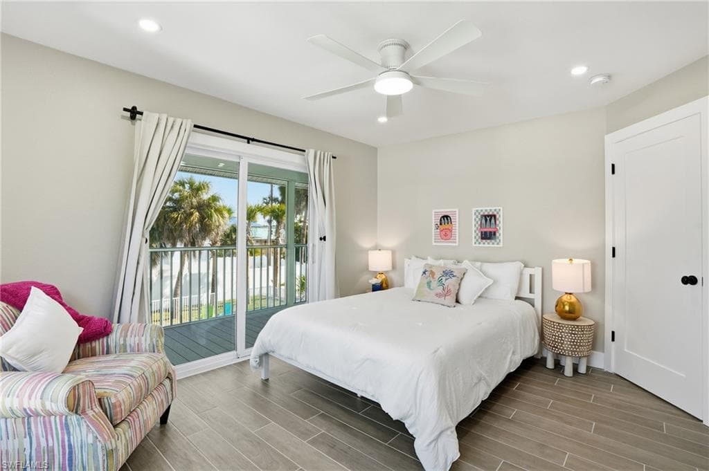 3321 Estero BLVD-24
