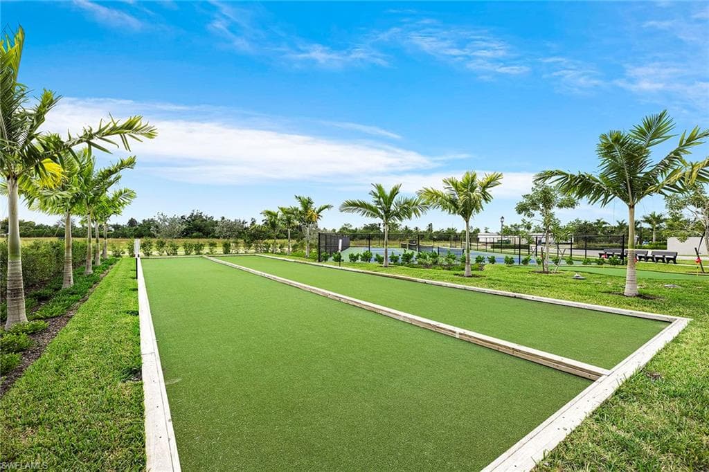 172 Indies DR E # 101, NAPLES FL 34114-27