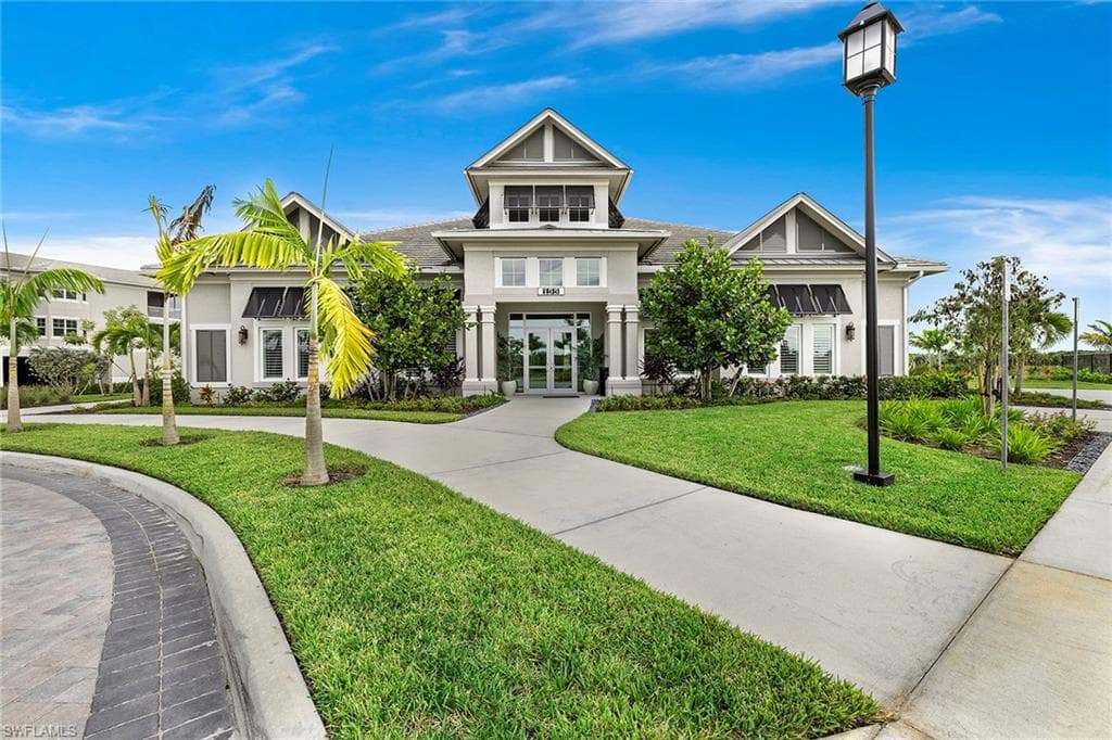 172 Indies DR E # 101, NAPLES FL 34114-30