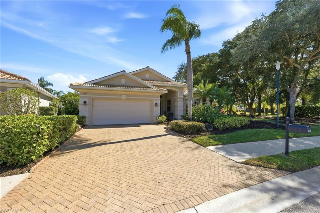 8855 Largo Mar DR-1