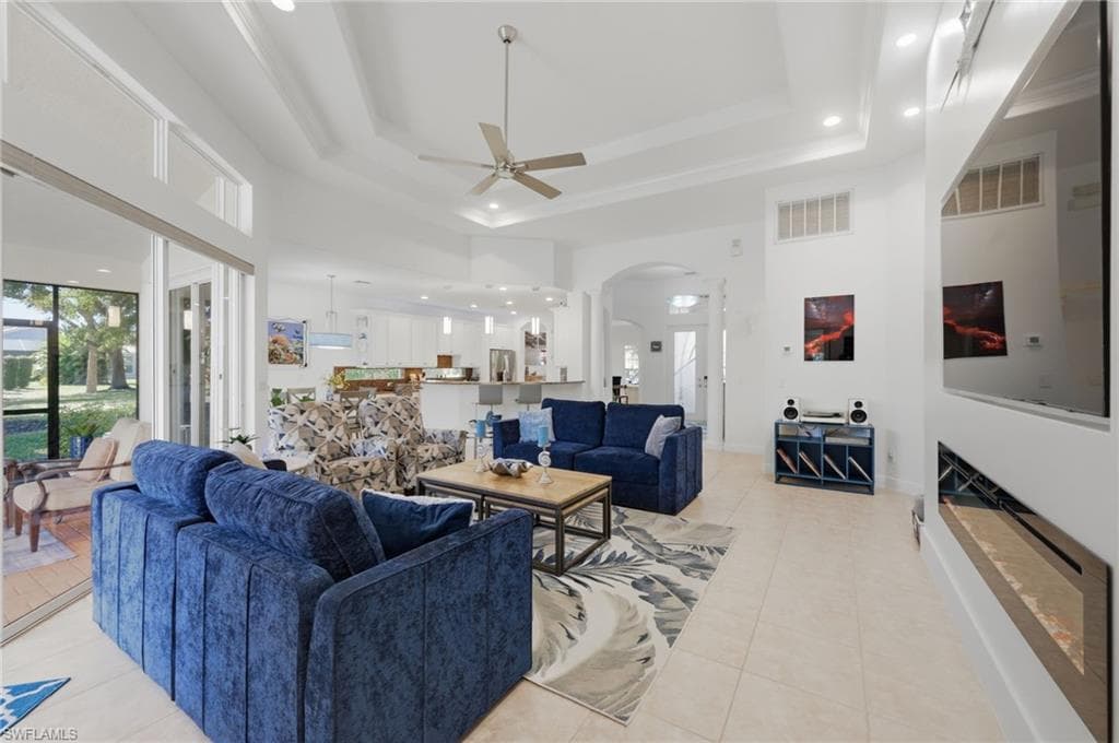 8855 Largo Mar DR-8