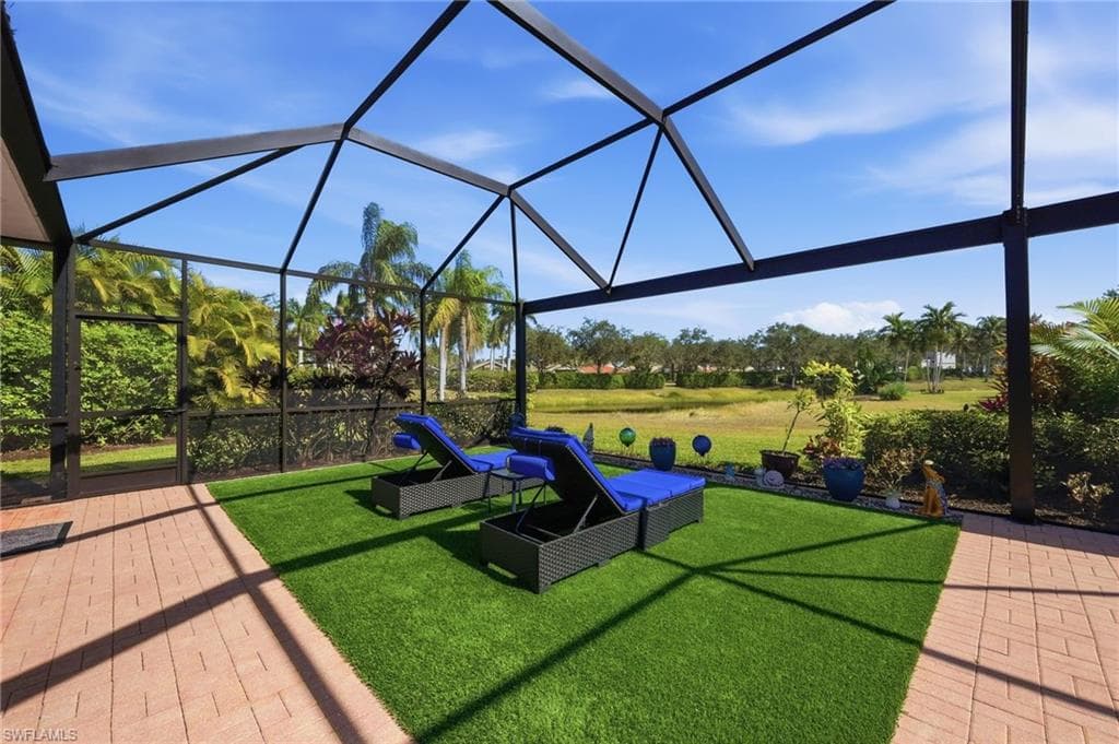 8855 Largo Mar DR-32