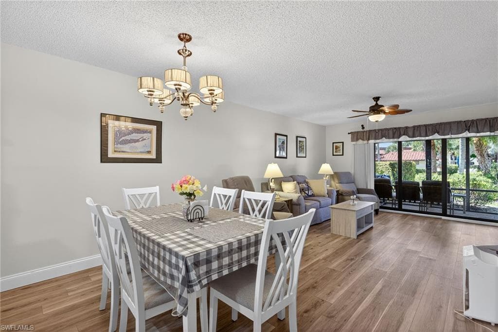 4973 Pepper CIR F105-4