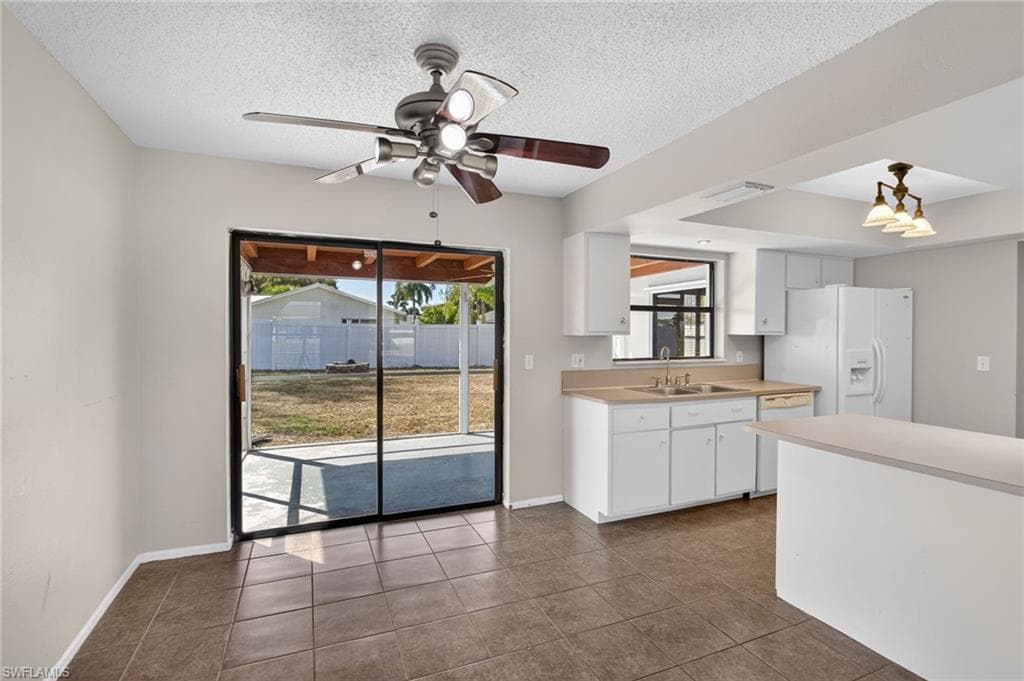 1424 Carmelle DR, FORT MYERS FL 33919-26