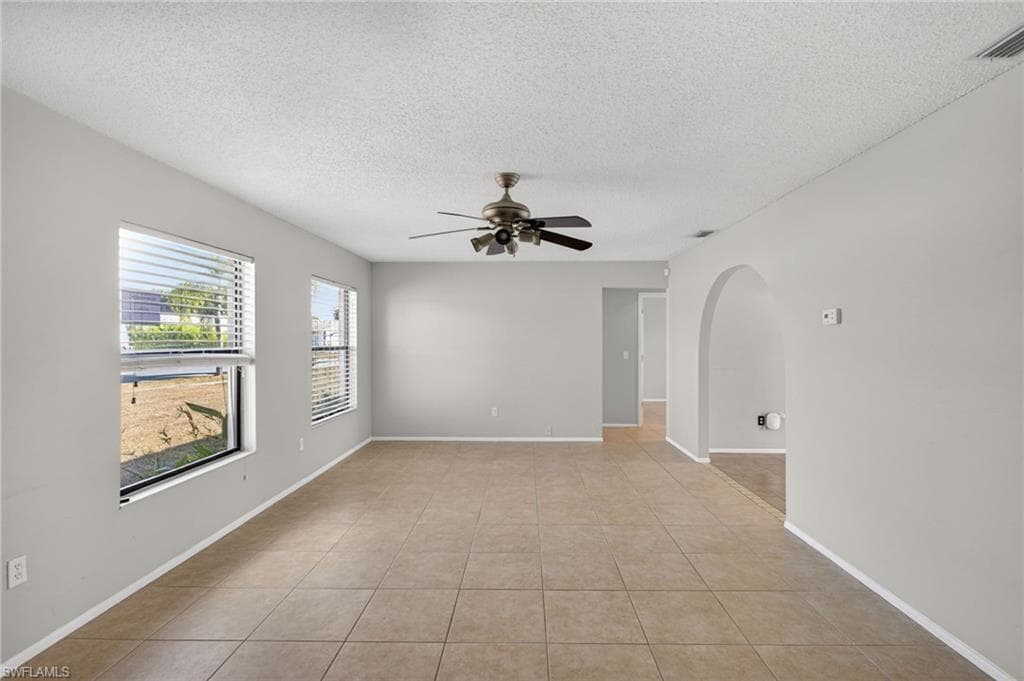 1424 Carmelle DR, FORT MYERS FL 33919-12