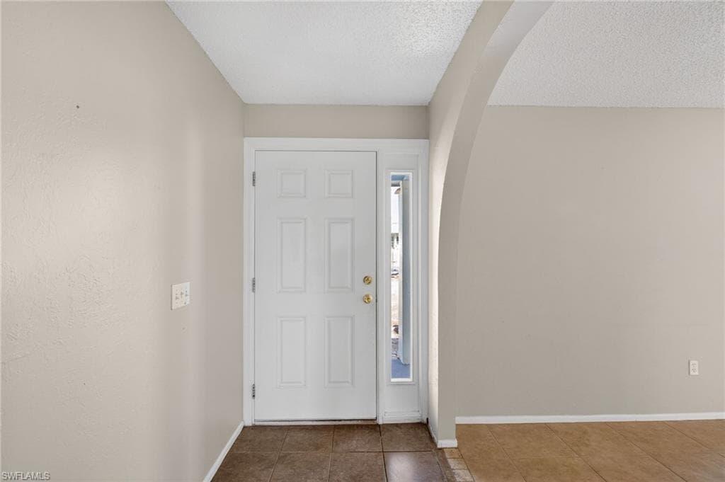 1424 Carmelle DR, FORT MYERS FL 33919-15