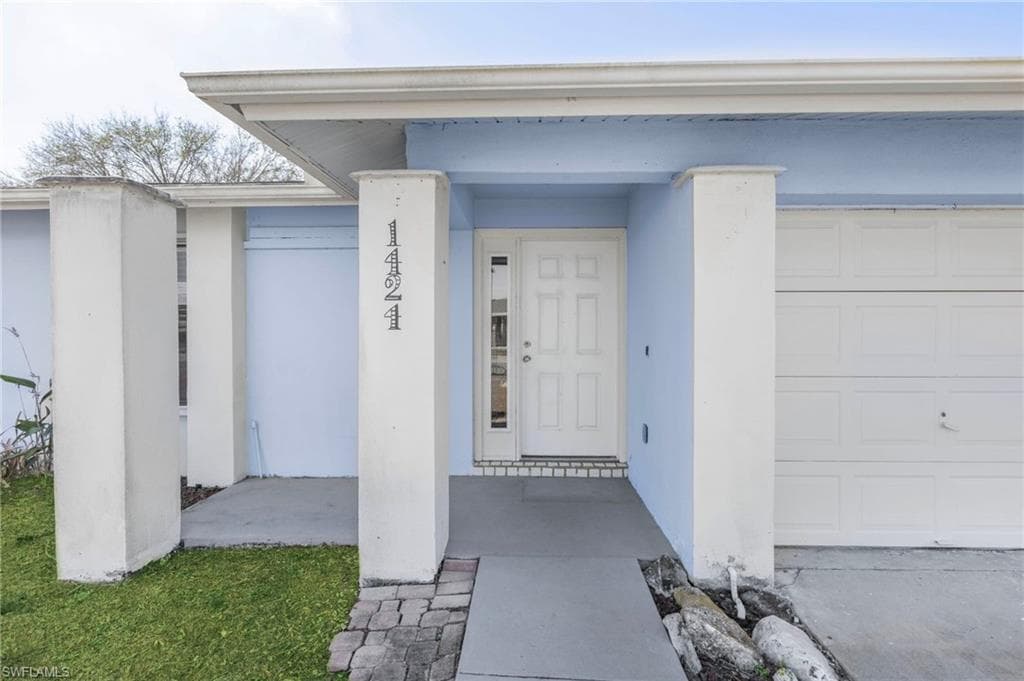 1424 Carmelle DR, FORT MYERS FL 33919-9