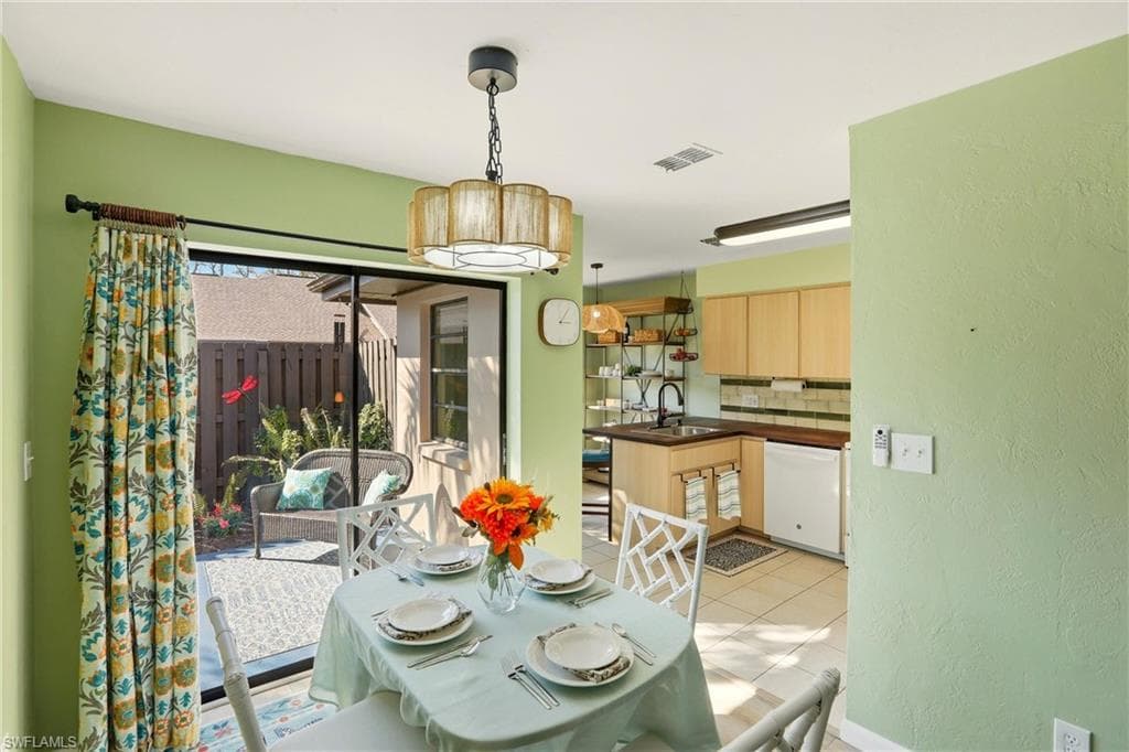 13144 Inglenook CT-14