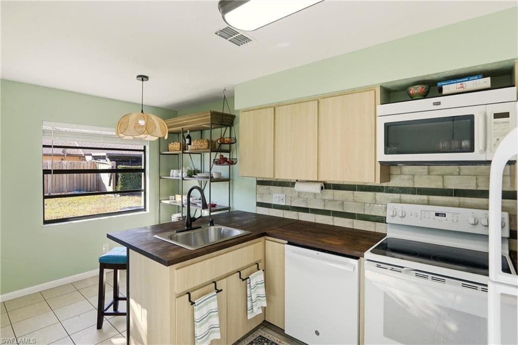 13144 Inglenook CT-7