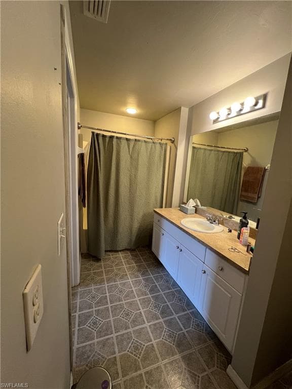 3446 NE 10th AVE, CAPE CORAL FL 33909-17