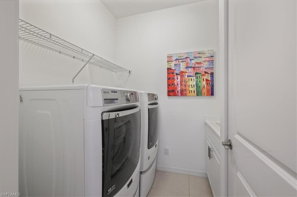 11508 Grey Egret CIR, FORT MYERS FL 33966-32