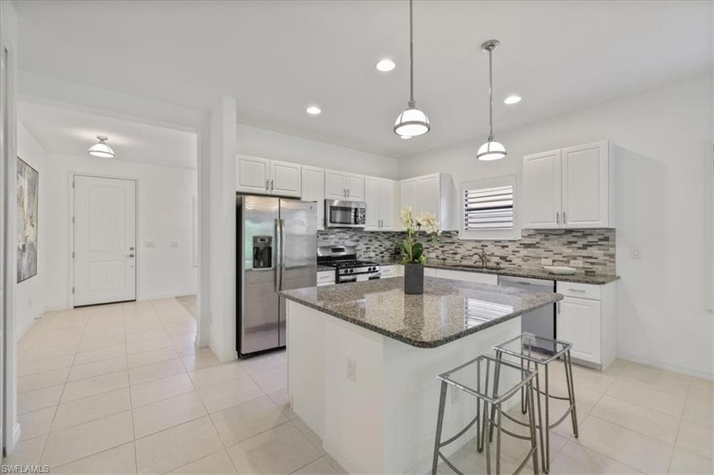 11508 Grey Egret CIR, FORT MYERS FL 33966-14