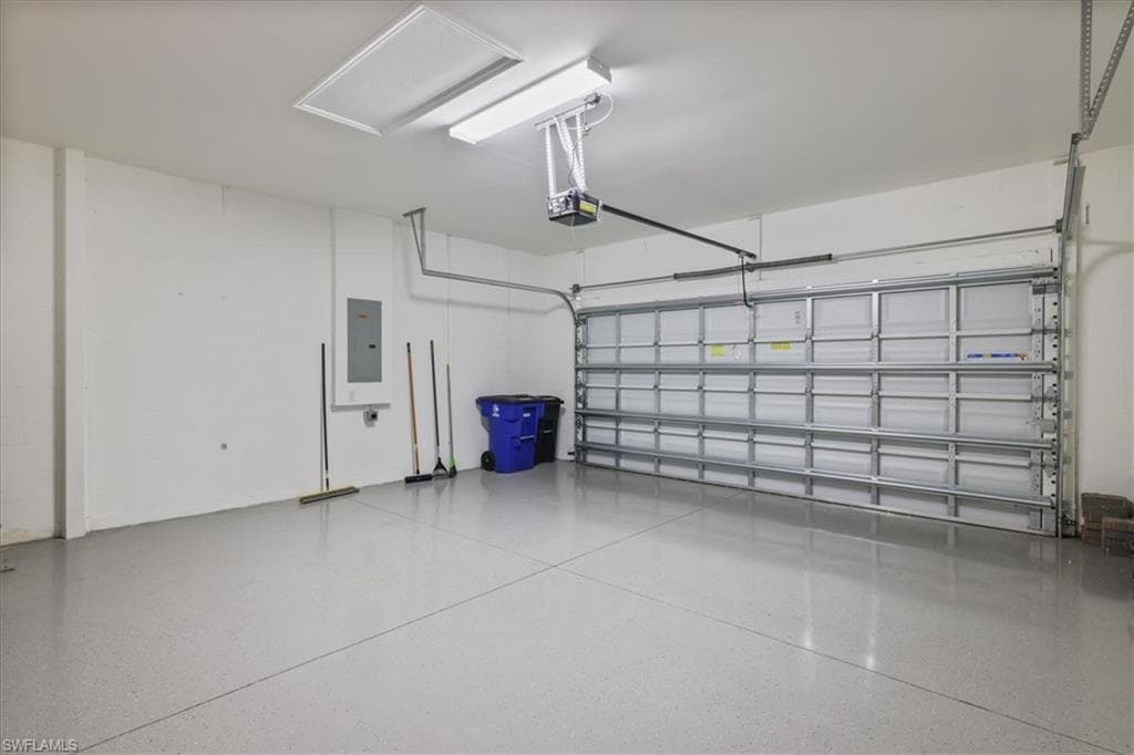 11508 Grey Egret CIR, FORT MYERS FL 33966-38