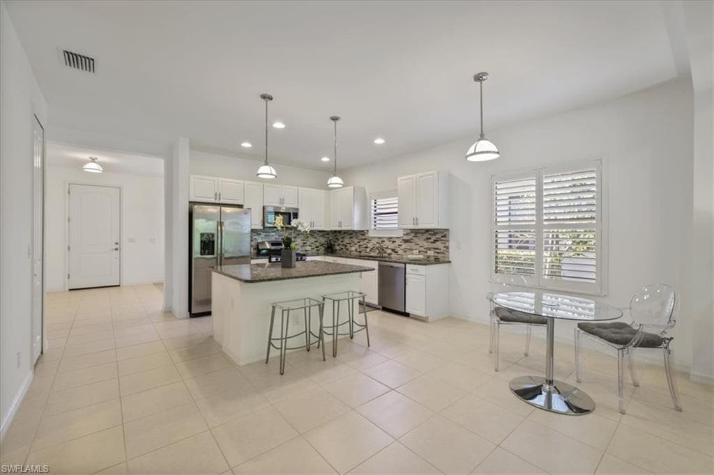 11508 Grey Egret CIR, FORT MYERS FL 33966-20