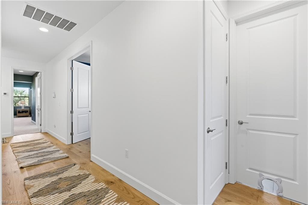 20860 Thistle Leaf LN-30