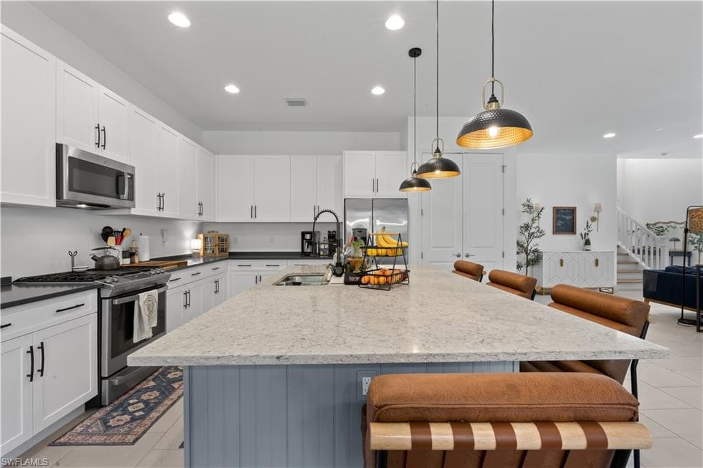 20860 Thistle Leaf LN-3