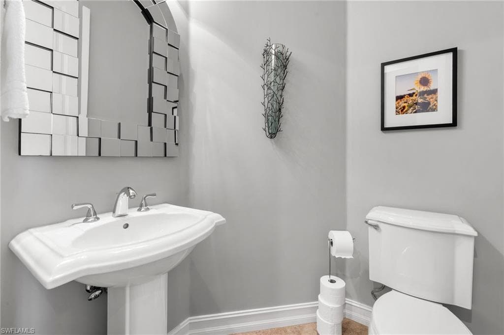 347 Saddlebrook LN, NAPLES FL 34110-28