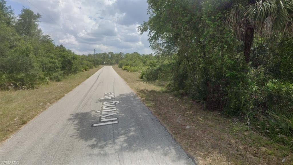 2307 Irving AVE, ALVA FL 33920-2