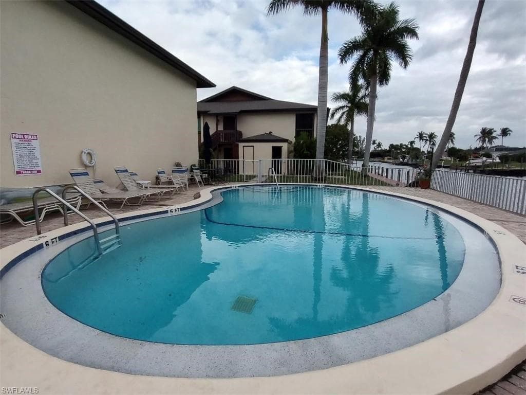 4928 Vincennes ST # B1, CAPE CORAL FL 33904-15