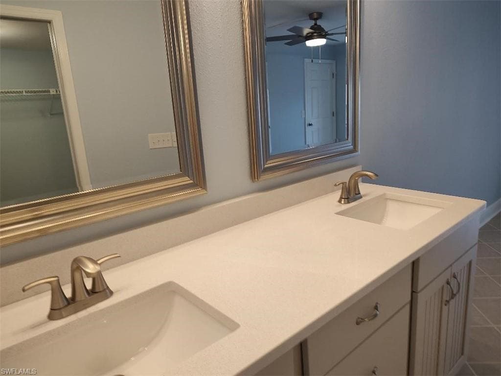 4928 Vincennes ST # B1, CAPE CORAL FL 33904-9