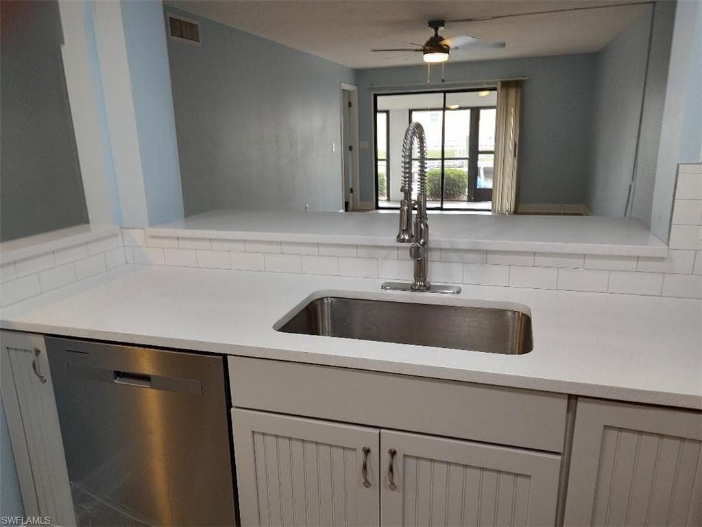 4928 Vincennes ST # B1, CAPE CORAL FL 33904-3