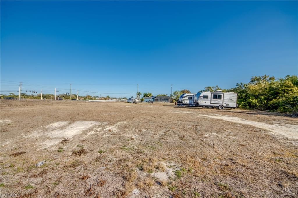 3015 8th ST SW, LEHIGH ACRES FL 33976-31