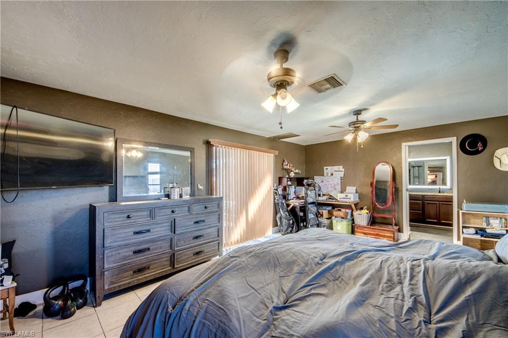 3015 8th ST SW, LEHIGH ACRES FL 33976-13