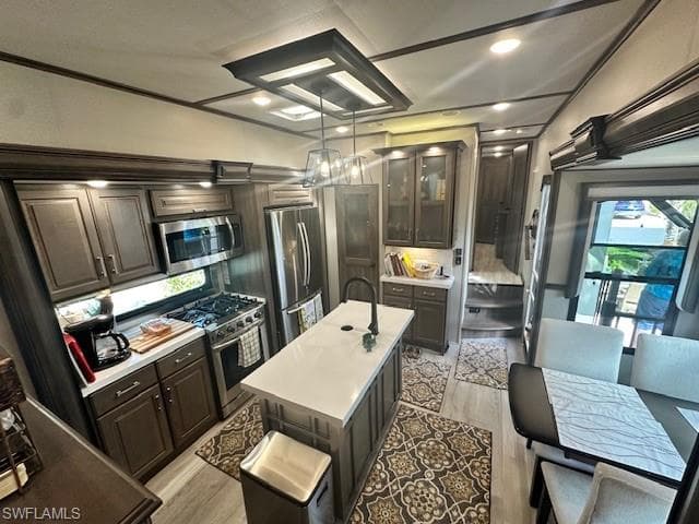 1674 Diamond Lake CIR, NAPLES FL 34114-21