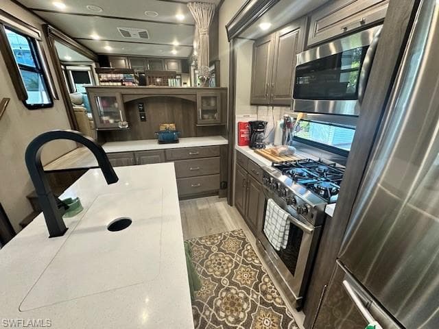 1674 Diamond Lake CIR, NAPLES FL 34114-23