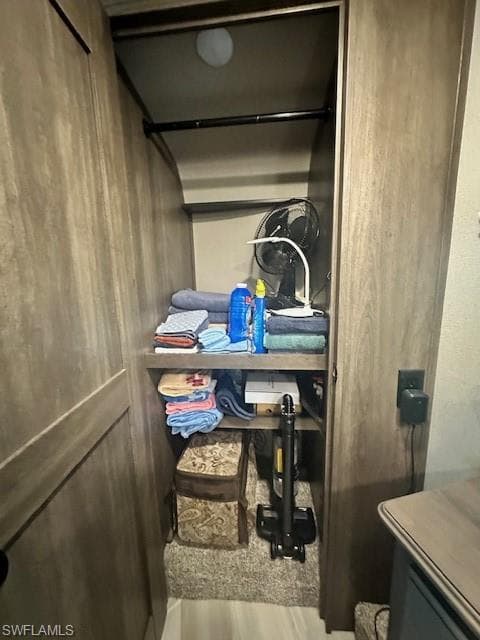 1674 Diamond Lake CIR, NAPLES FL 34114-32