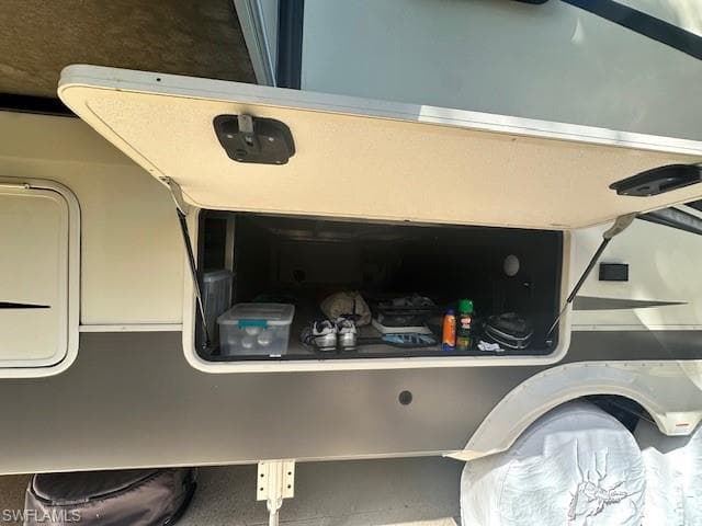 1674 Diamond Lake CIR, NAPLES FL 34114-7