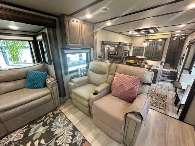 1674 Diamond Lake CIR, NAPLES FL 34114-20