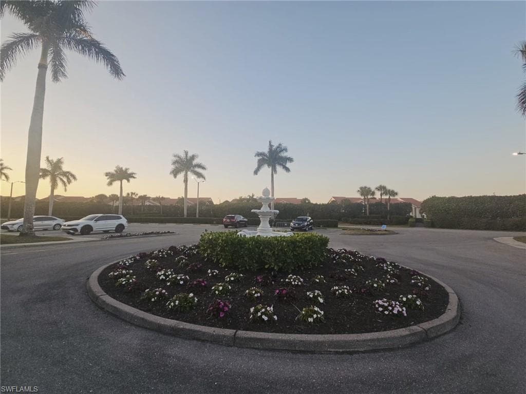 7768 Jewel LN # 203, NAPLES FL 34109-25