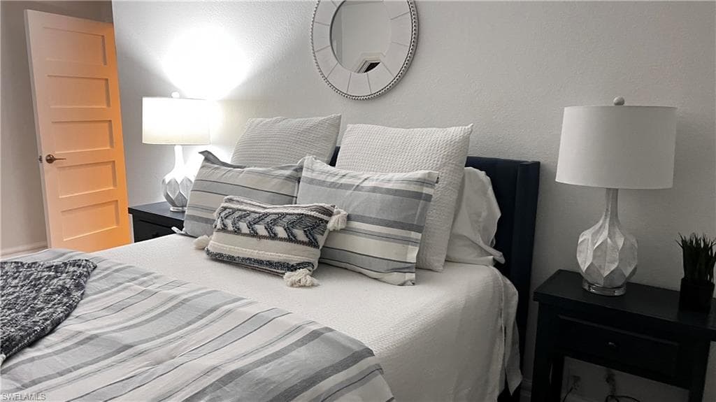 7271 Mill Pond CIR, NAPLES FL 34109-35