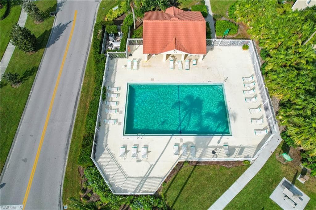 7271 Mill Pond CIR, NAPLES FL 34109-27