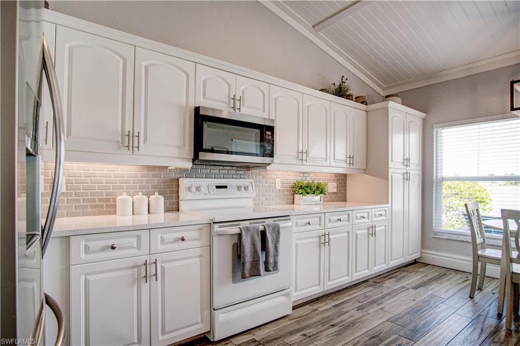 7271 Mill Pond CIR, NAPLES FL 34109-9