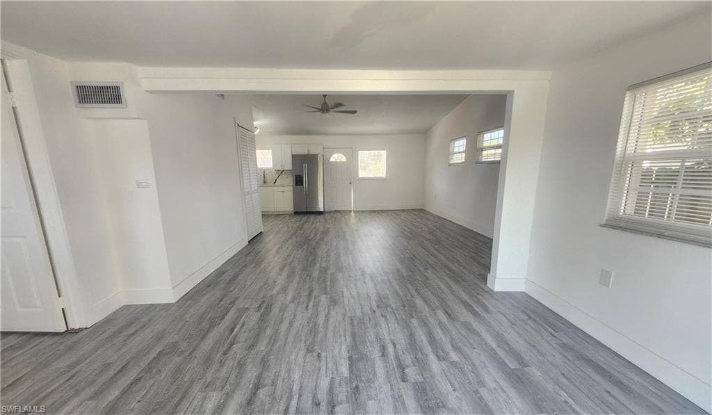 2248 Marina Park DR, FORT MYERS FL 33905-5