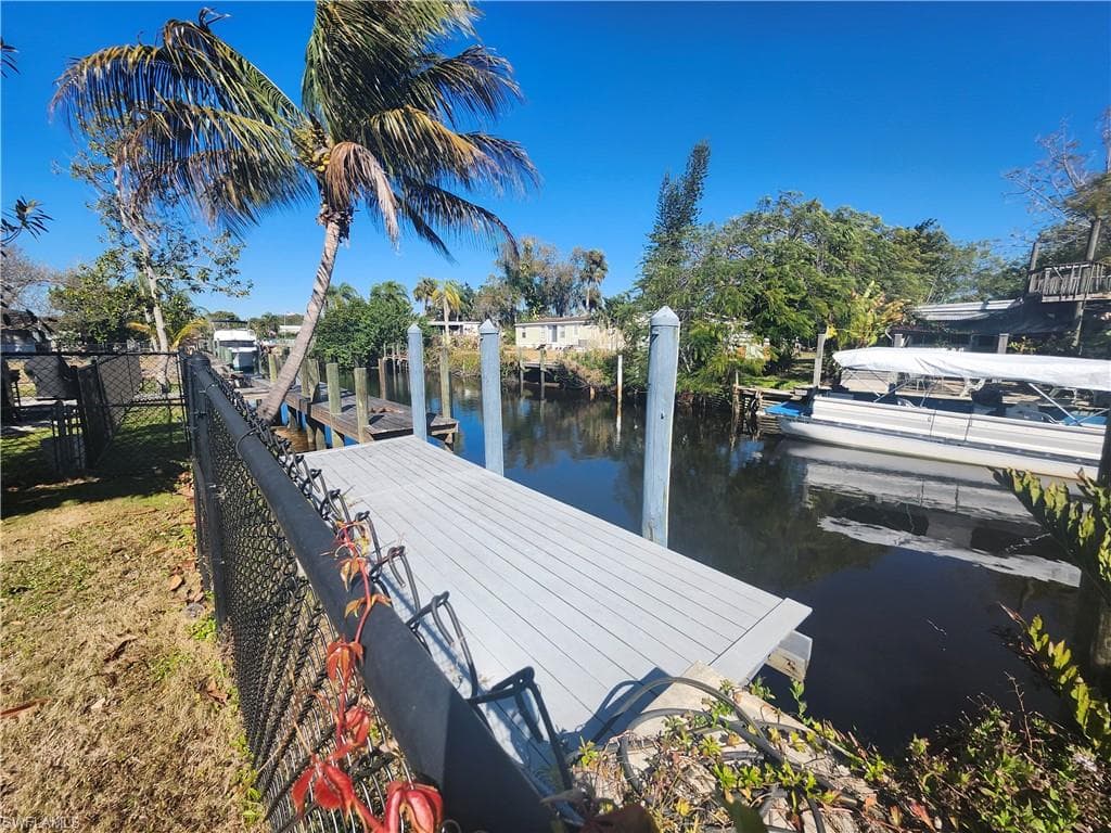 2248 Marina Park DR, FORT MYERS FL 33905-2