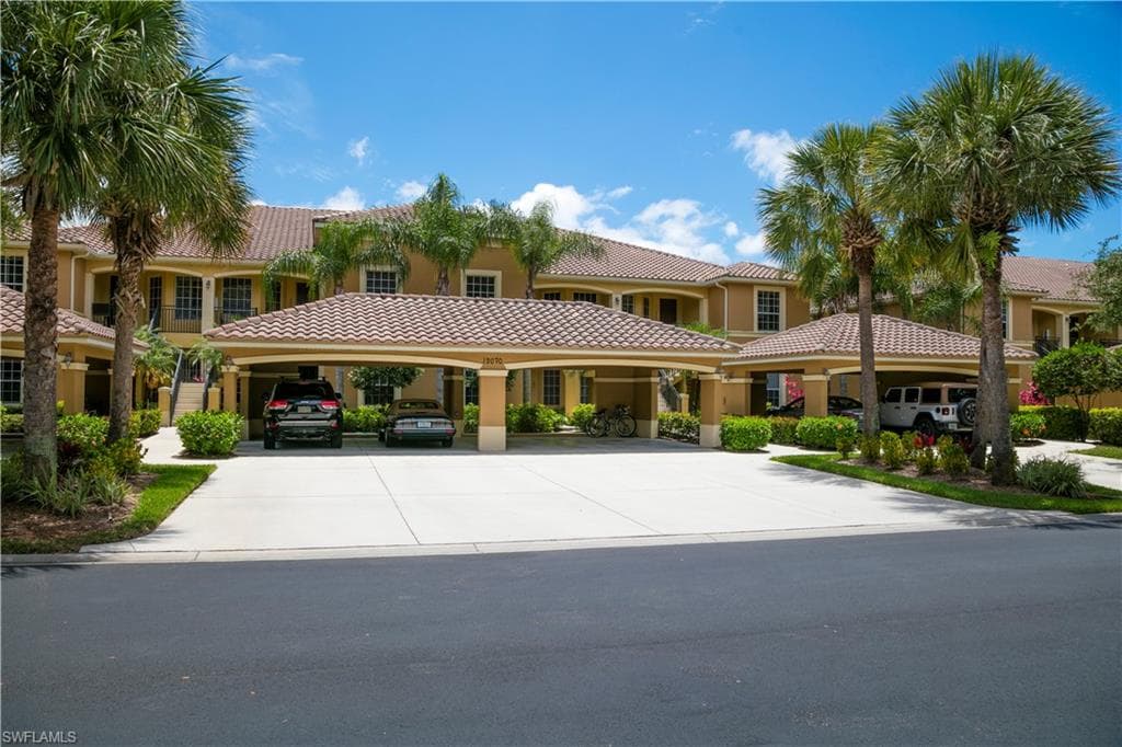 12070 Matera LN # 204, BONITA SPRINGS FL 34135-11