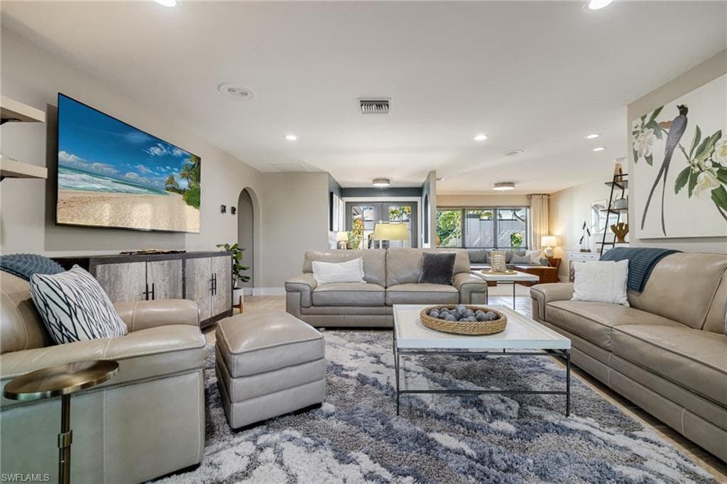 6777 Danah CT-2