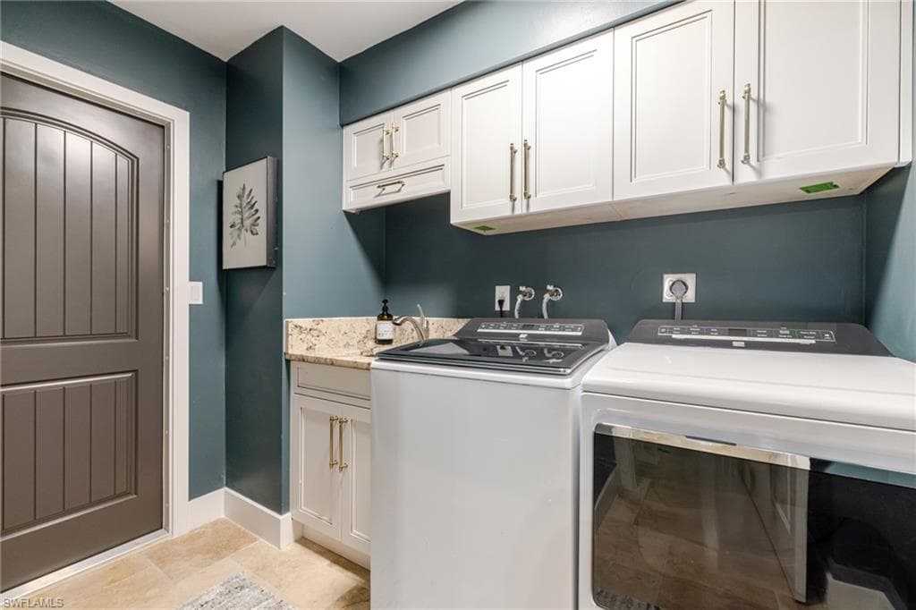 6777 Danah CT-33