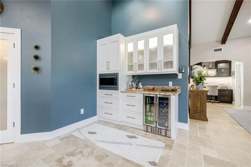 6777 Danah CT-9