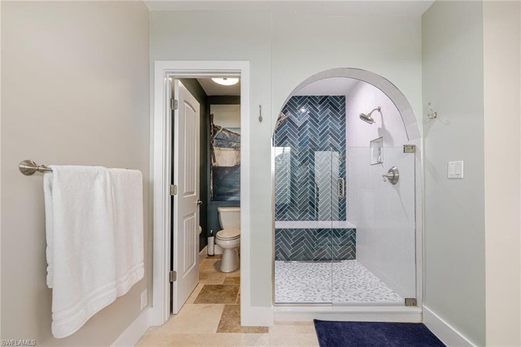 6777 Danah CT-24
